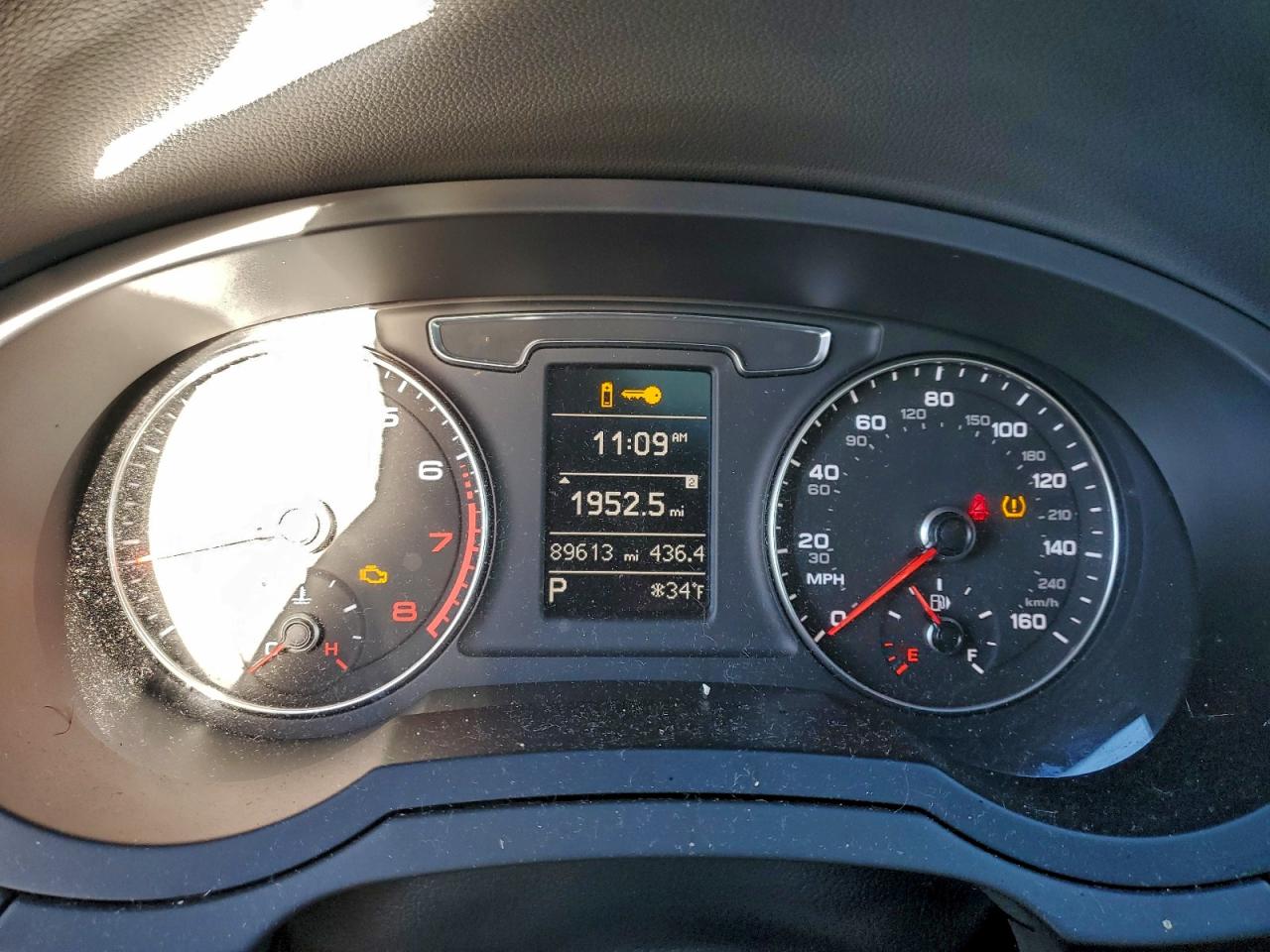 Audi Q3 Premium Image 13