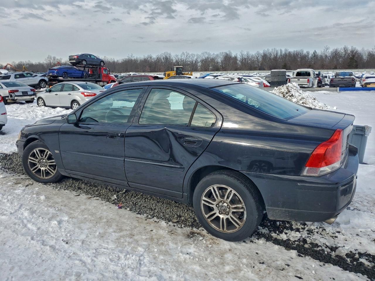 Volvo S60 2.5t Image 4