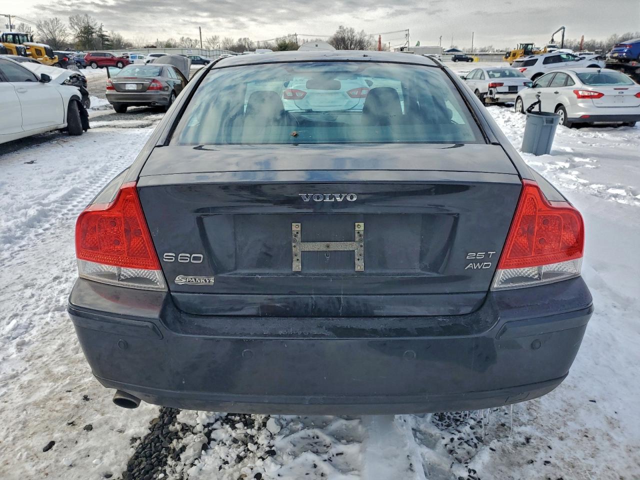 Volvo S60 2.5t Image 5