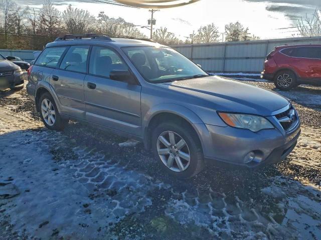 Subaru Outback 2.5i Image 10