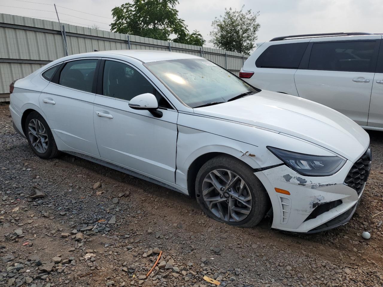 Hyundai SONATA Sel Image 4