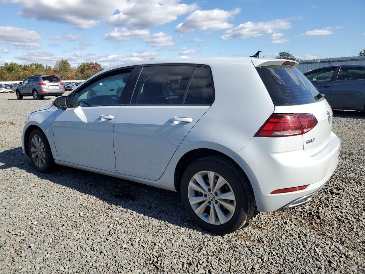 Volkswagen Golf Image 3