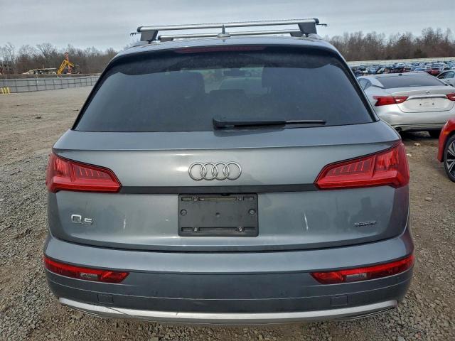 Audi Q5 Premium Plus Image 2