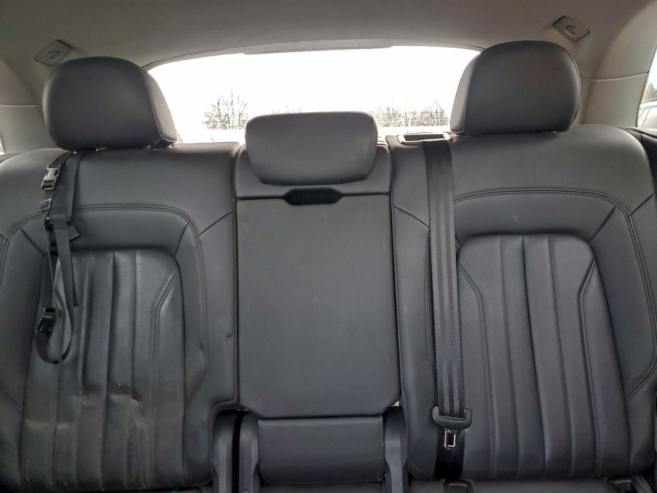 Audi Q5 Premium Plus Image 9