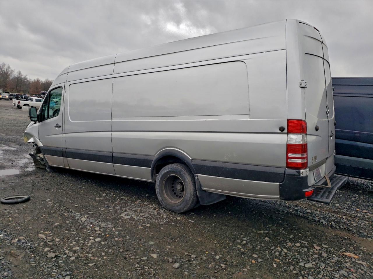 Mercedes-Benz Sprinter 3500 Image 7