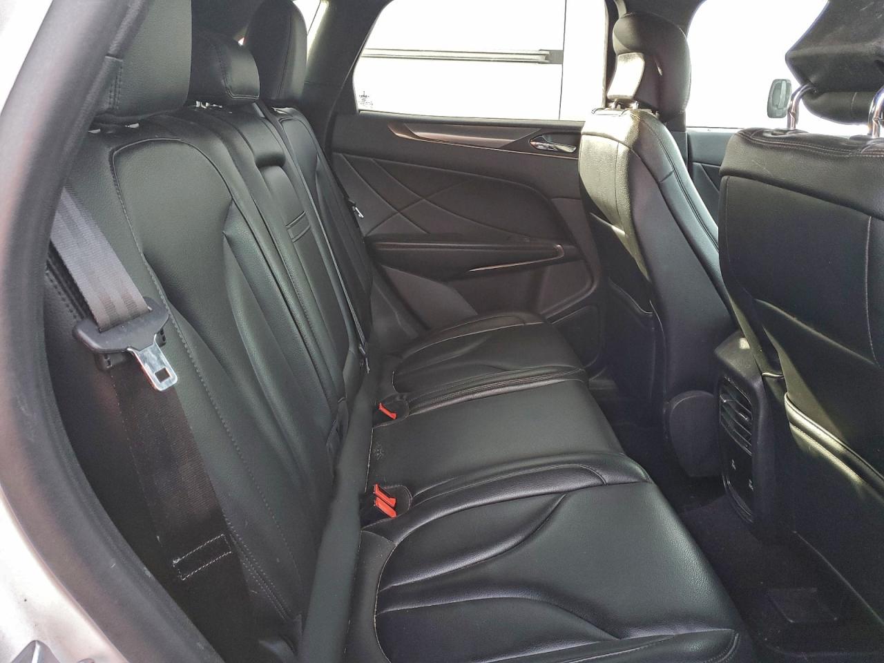 Lincoln MKZ Image 13