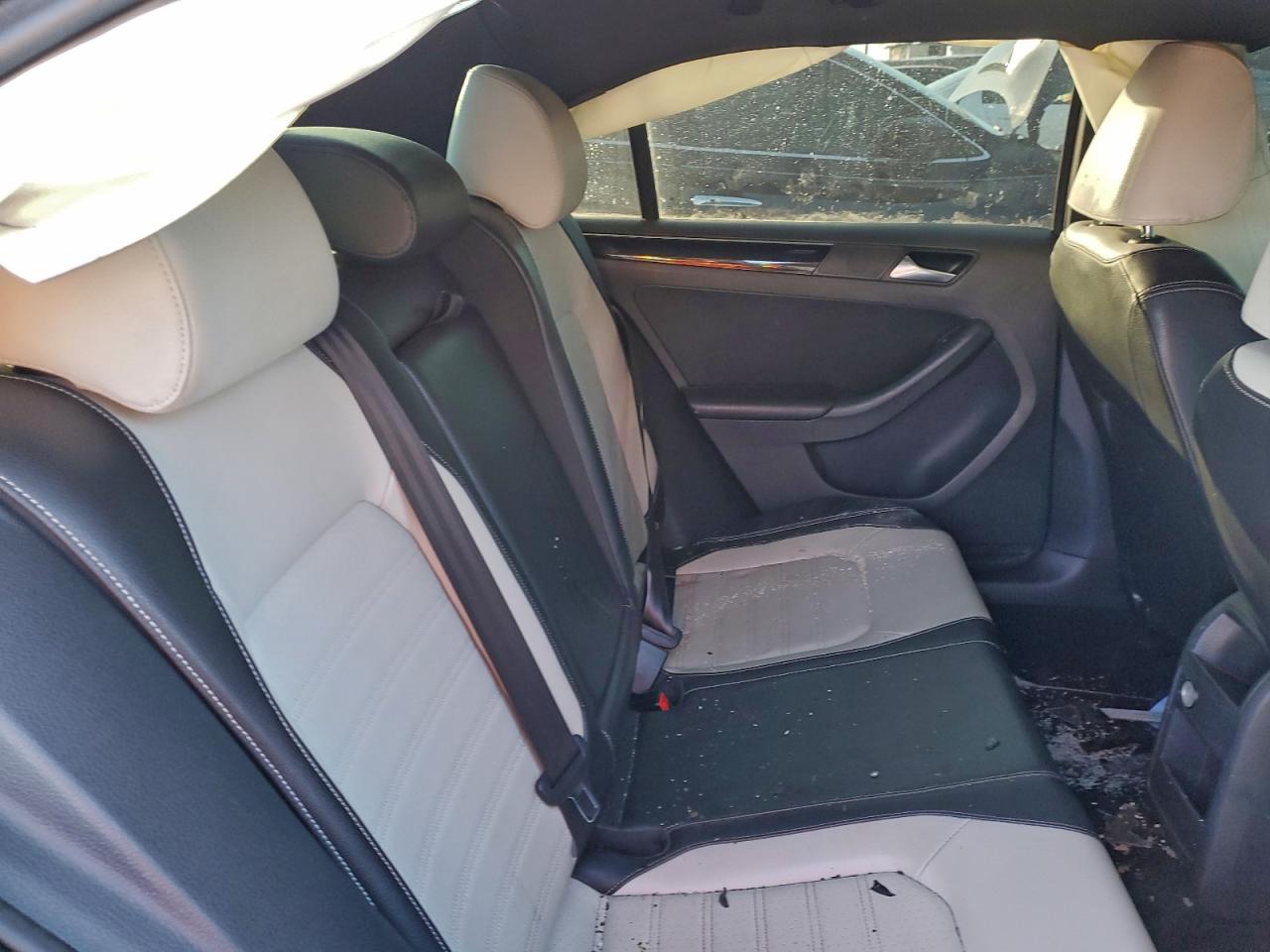 Volkswagen Jetta Se Image 4