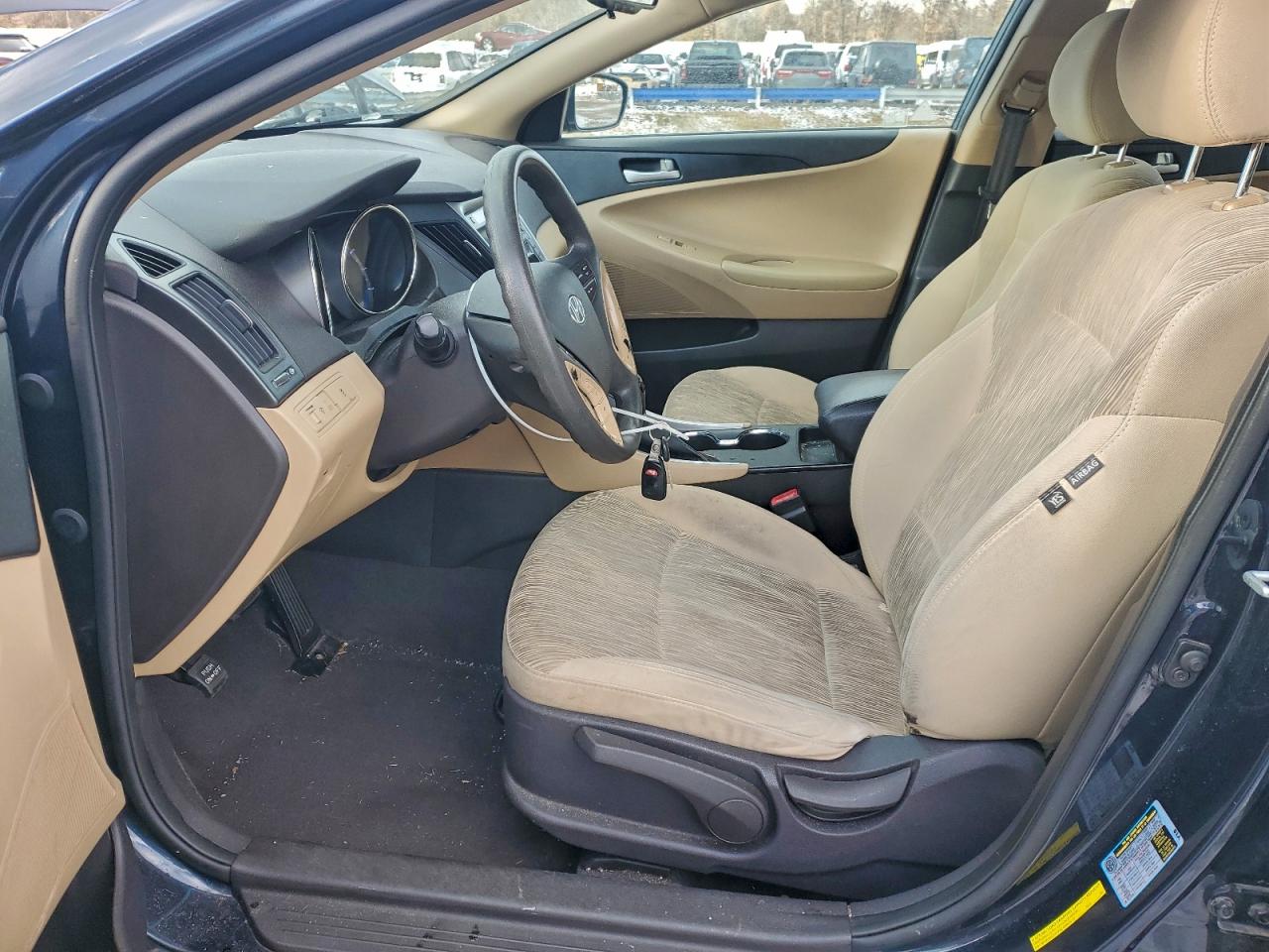 Hyundai SONATA Gls Image 11