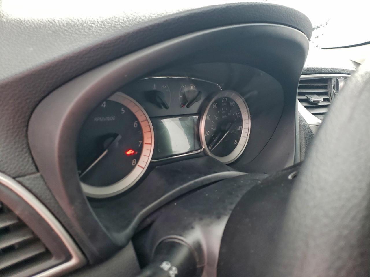 Nissan Sentra S Image 3