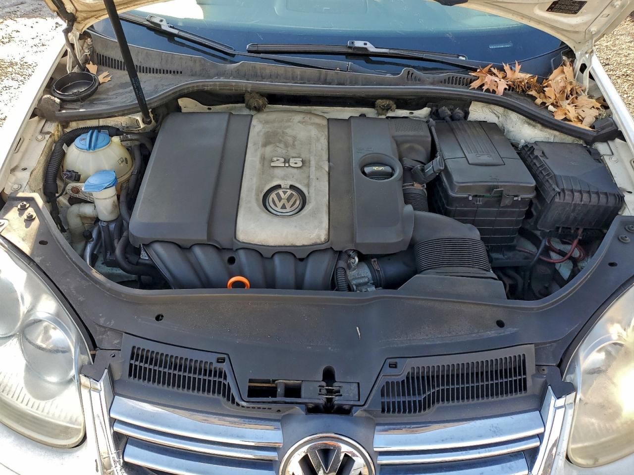 Volkswagen Jetta S Image 11