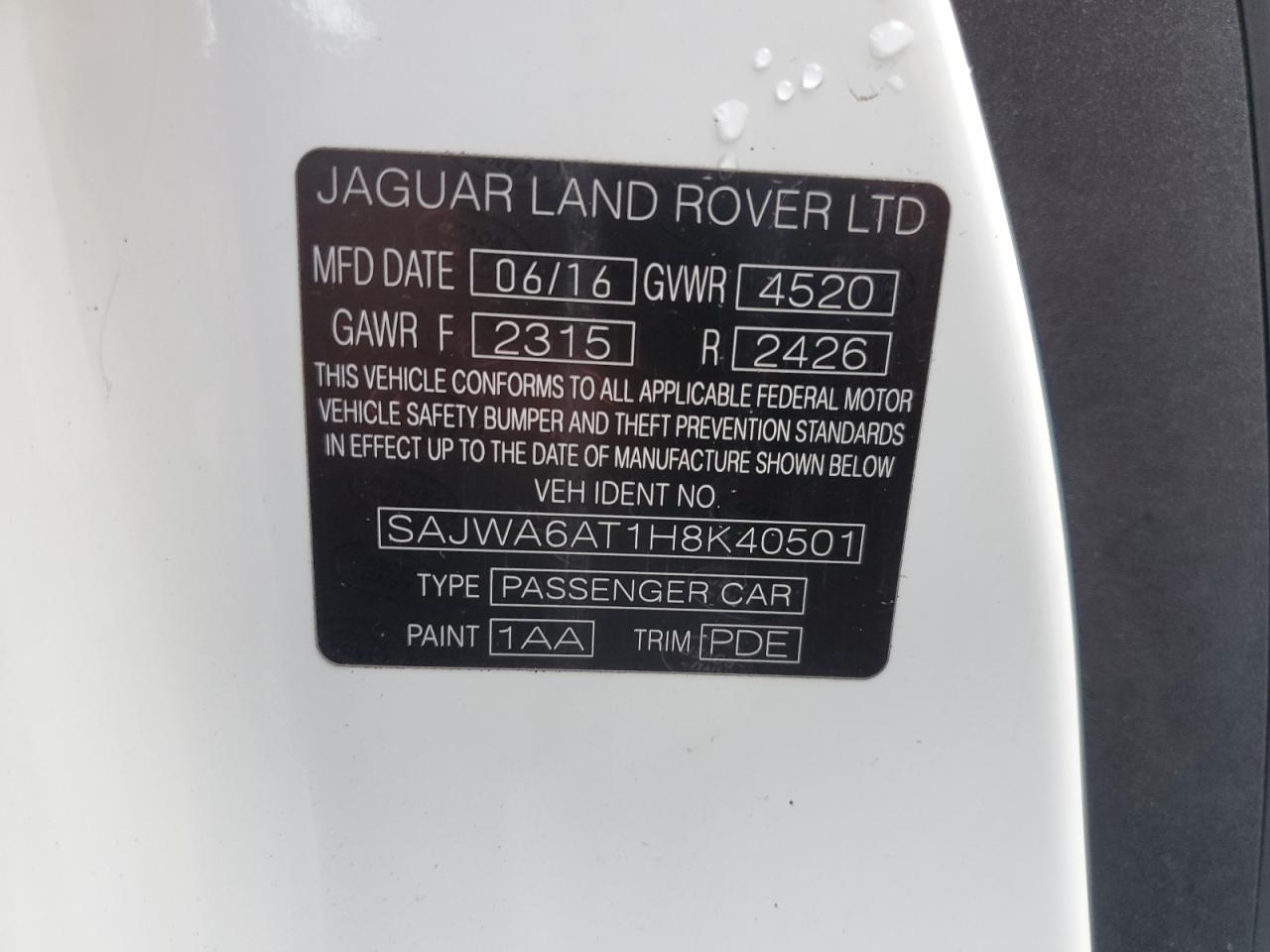 Jaguar F-TYPE Image 10