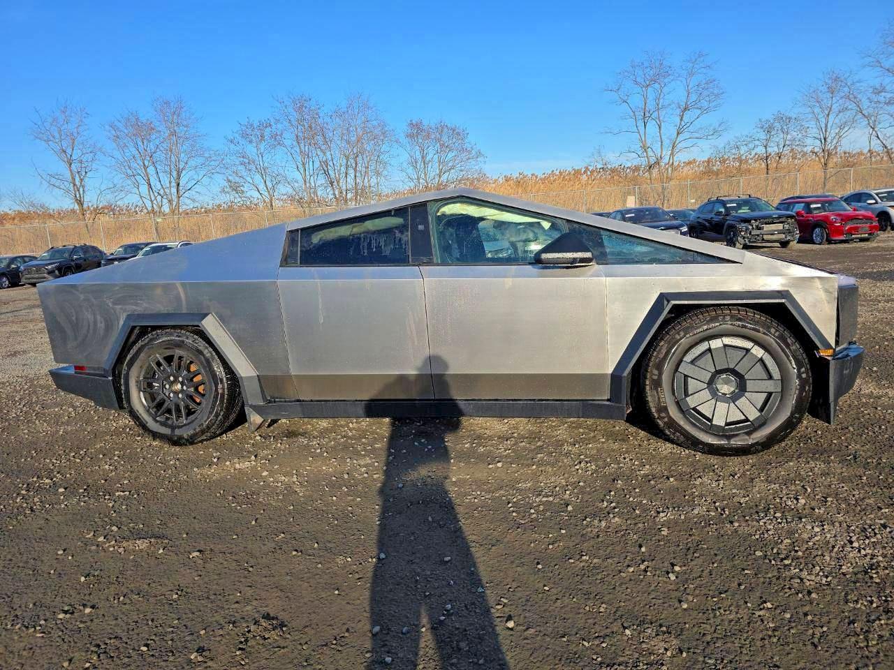 Tesla Cybertruck Image 7