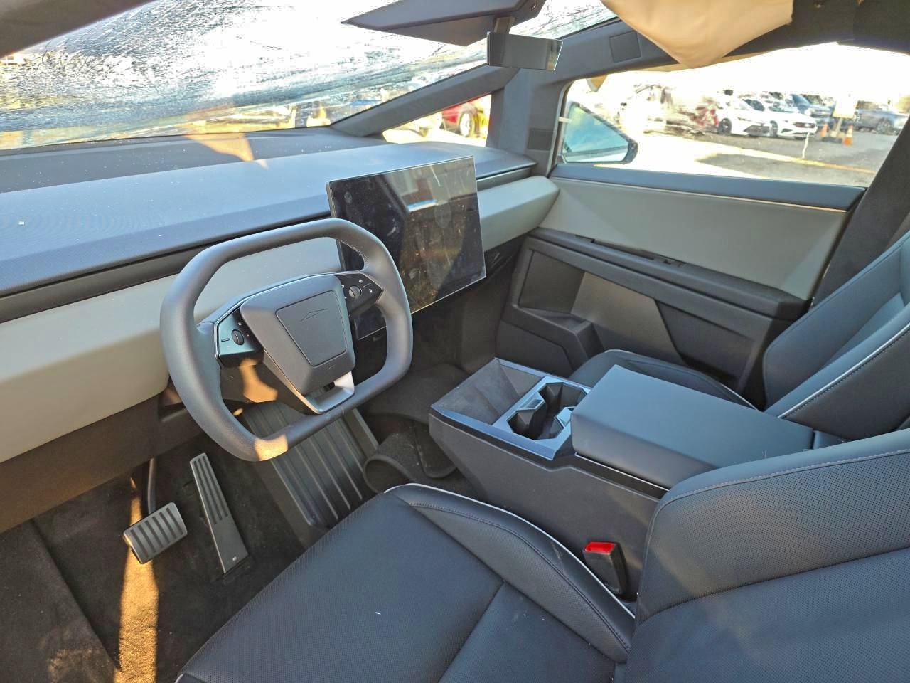 Tesla Cybertruck Image 10